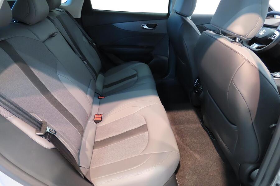 MG MGS5 EV vaihtoauto