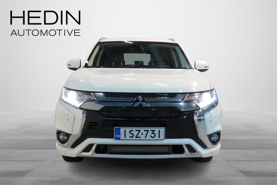 Mitsubishi Outlander PHEV vaihtoauto