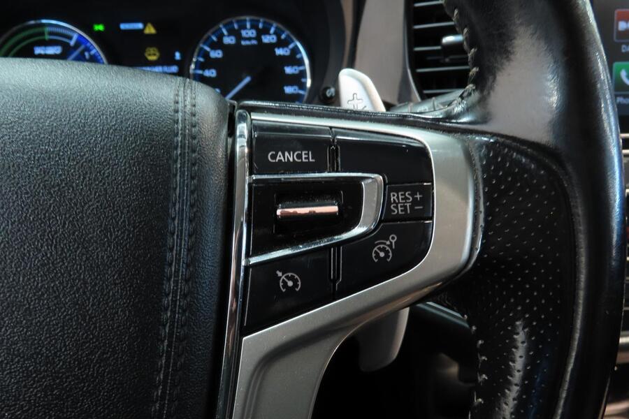 Mitsubishi Outlander PHEV vaihtoauto