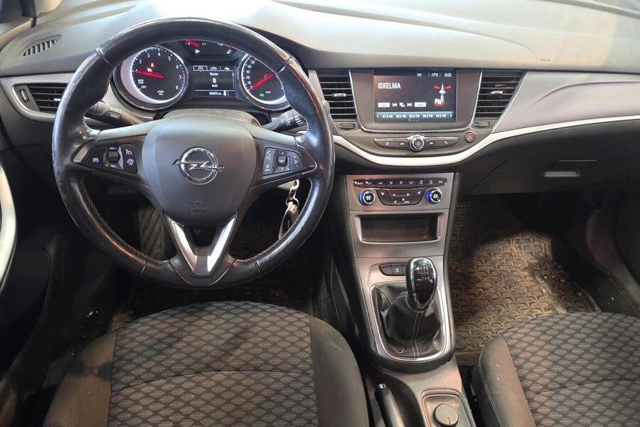 Opel Astra vaihtoauto