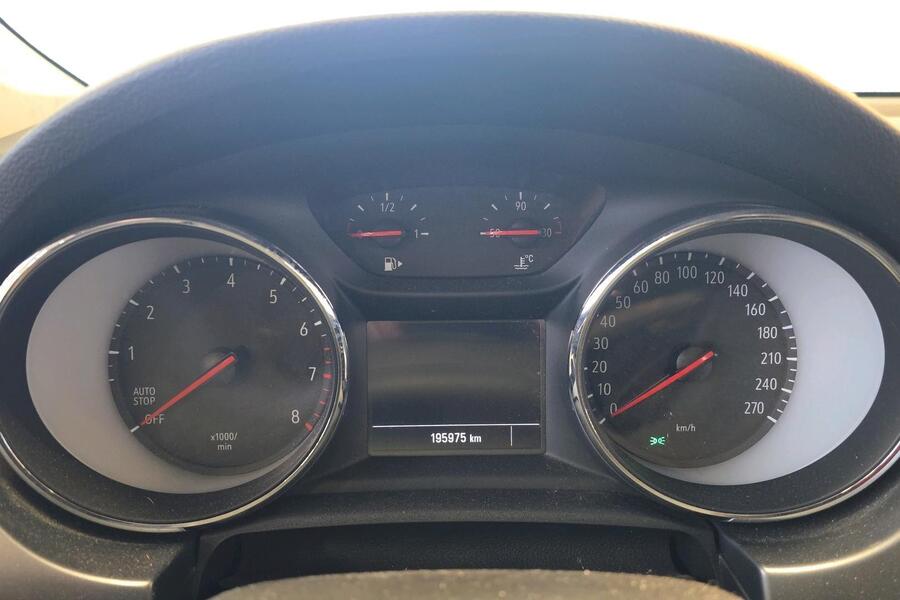 Opel Astra vaihtoauto