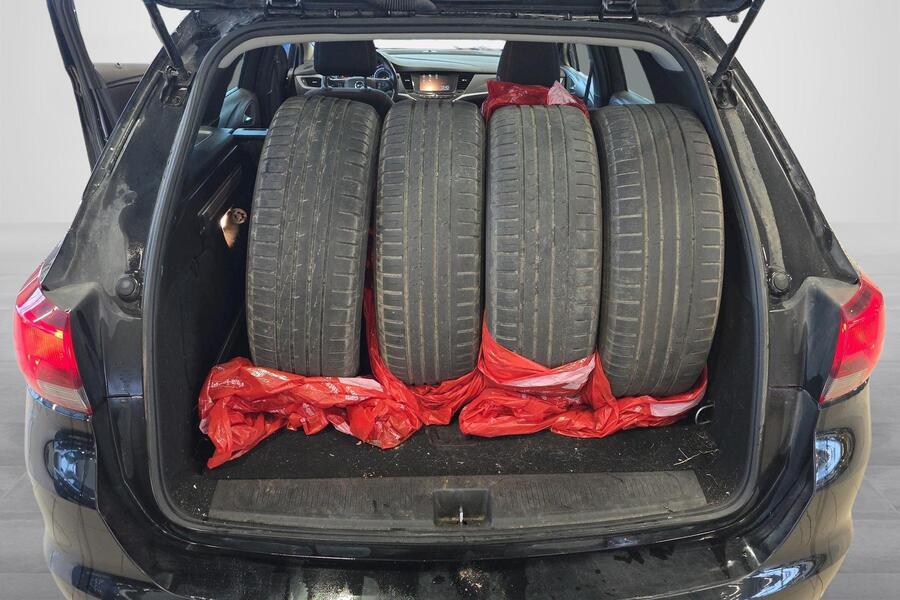 Opel Astra vaihtoauto