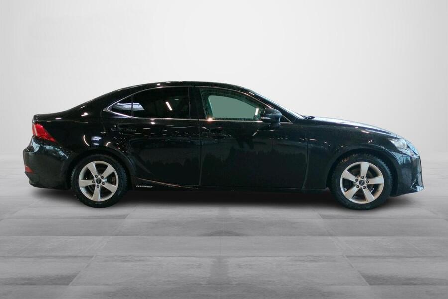 Lexus IS vaihtoauto