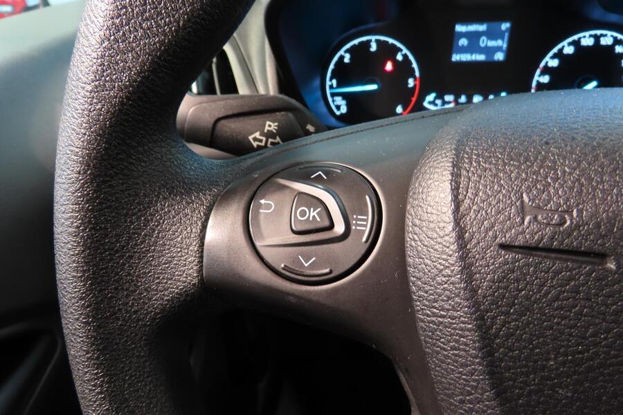 Ford Transit Connect vaihtoauto