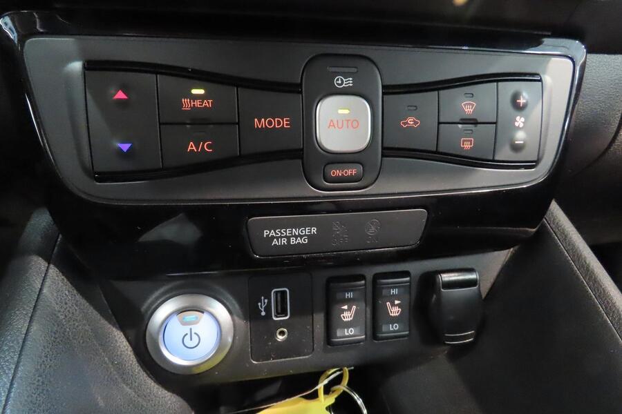 Nissan Leaf vaihtoauto
