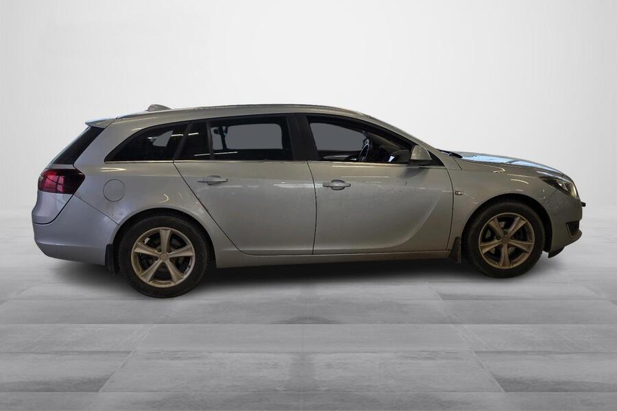 Opel Insignia vaihtoauto