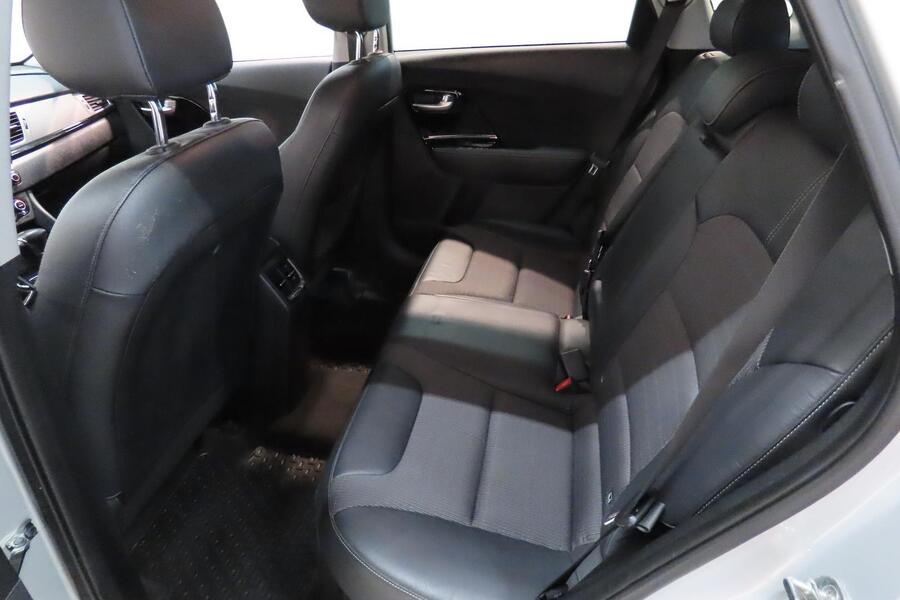 Kia Niro plug-in vaihtoauto