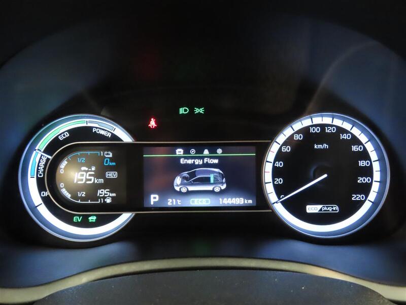 Kia Niro plug-in vaihtoauto