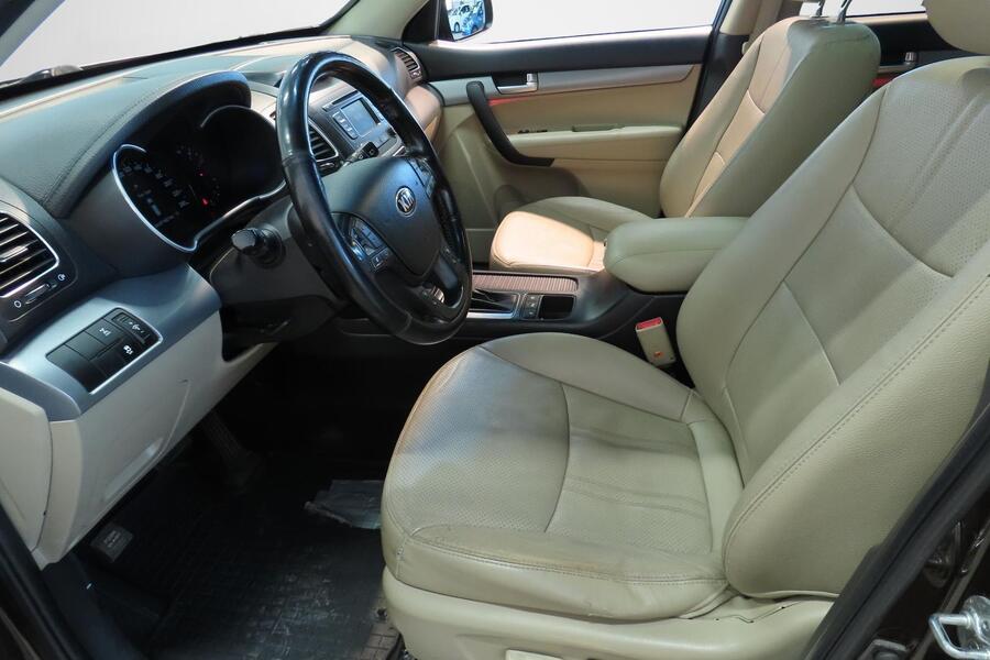 Kia Sorento vaihtoauto