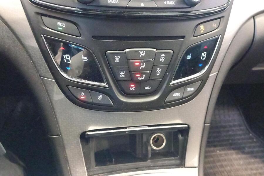 Opel Insignia vaihtoauto