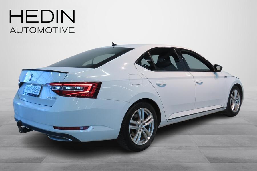 Skoda Superb vaihtoauto