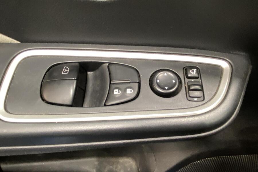 Nissan Micra vaihtoauto