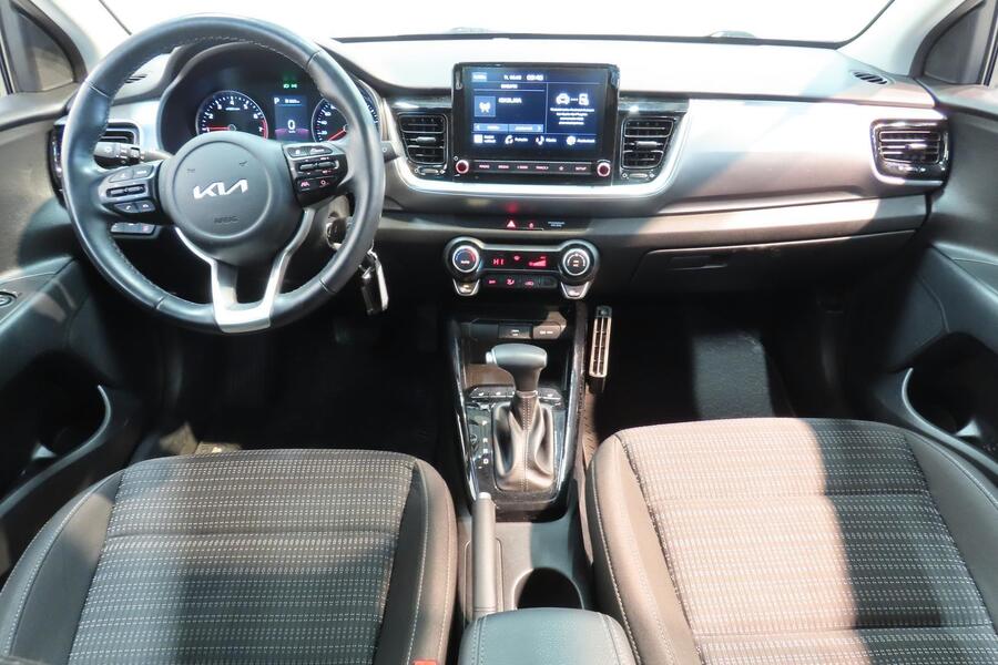 Kia Stonic vaihtoauto