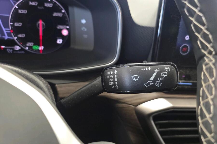 SEAT Leon vaihtoauto