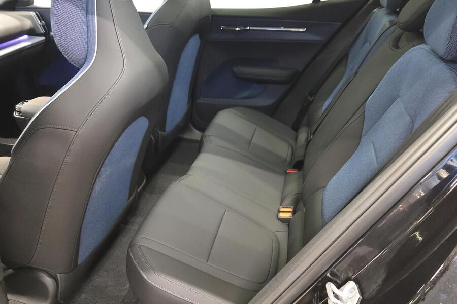 Volvo EX30 Cross Country vaihtoauto