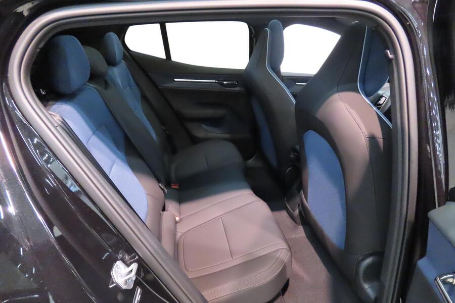 Volvo EX30 Cross Country vaihtoauto