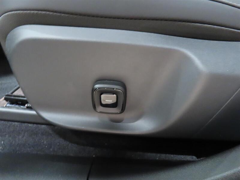 Volvo EX30 Cross Country vaihtoauto