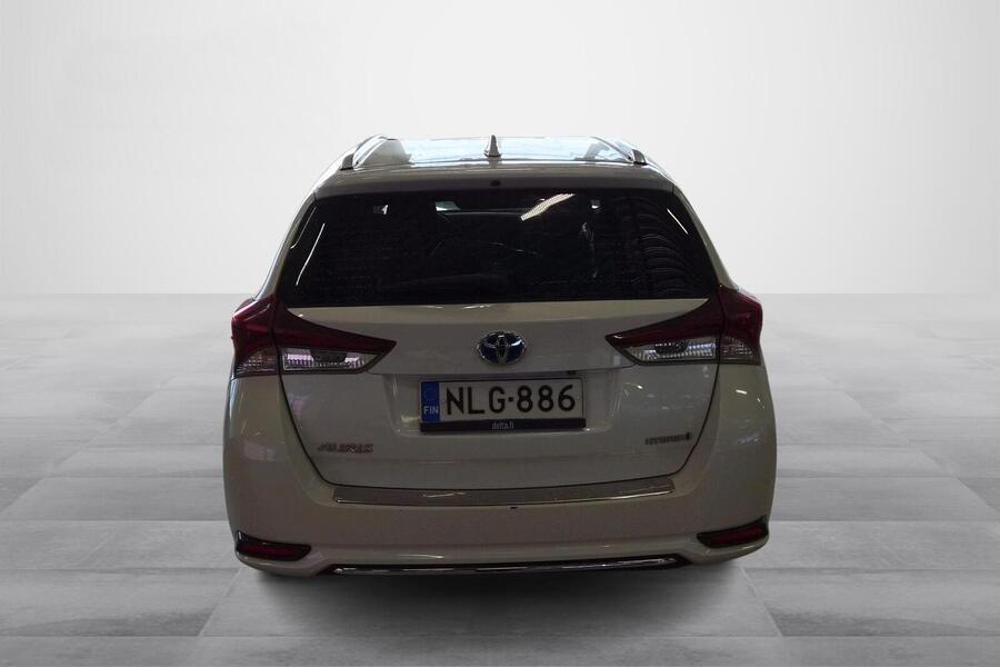 Toyota Auris vaihtoauto