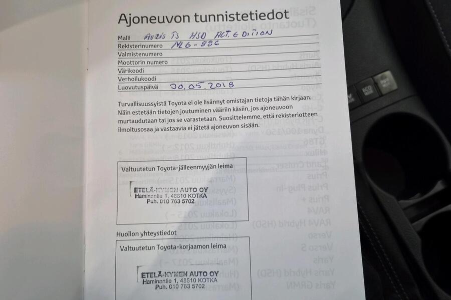 Toyota Auris vaihtoauto