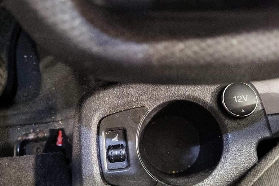 Ford Transit Connect vaihtoauto