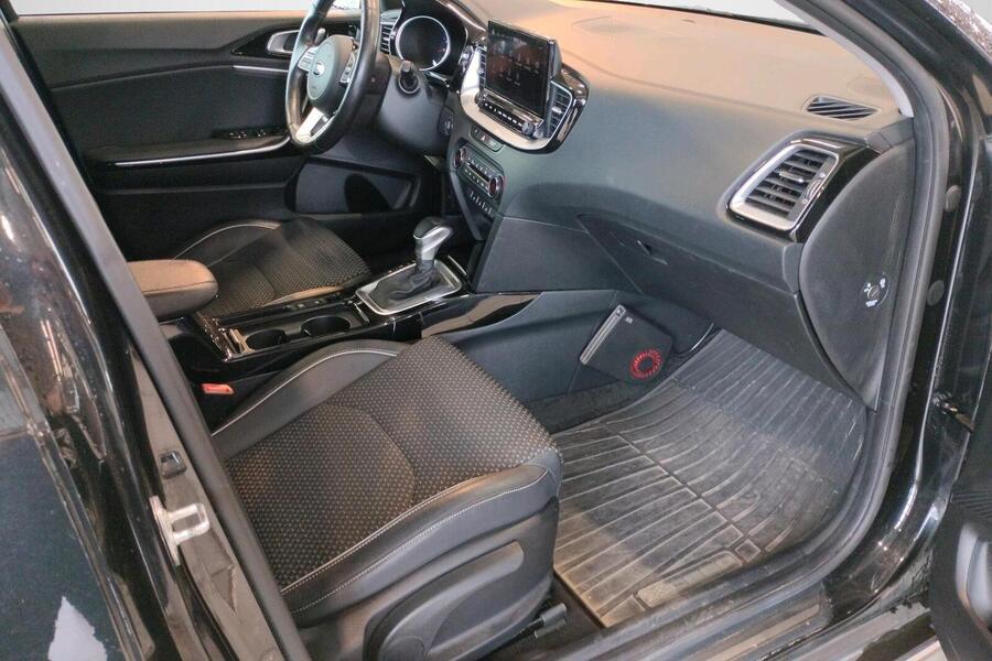 Kia XCeed vaihtoauto