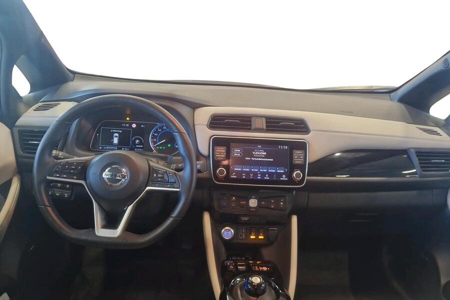 Nissan Leaf vaihtoauto