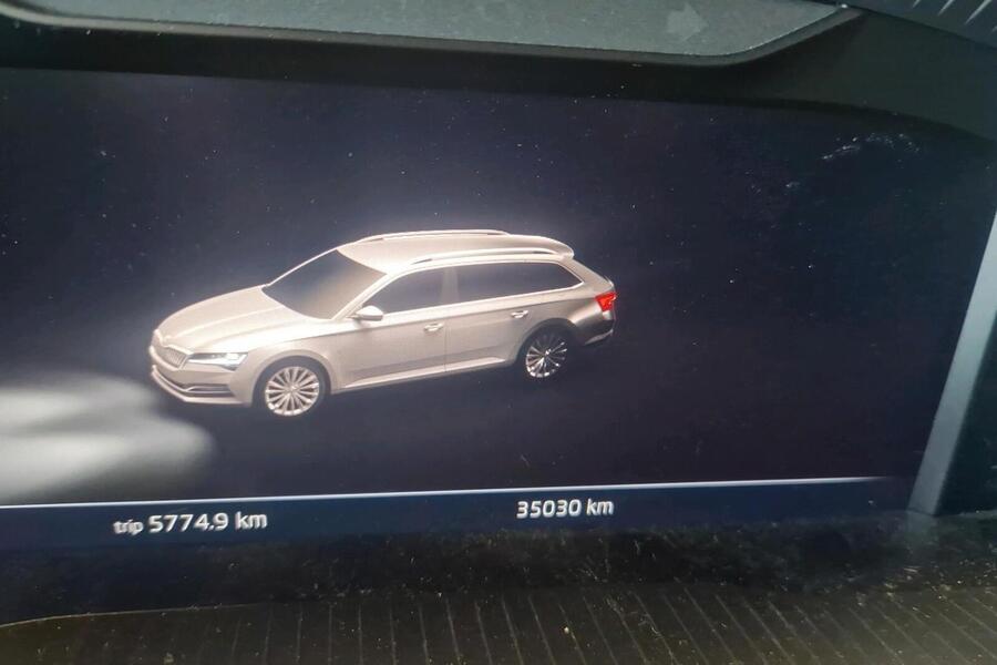 Skoda Superb vaihtoauto