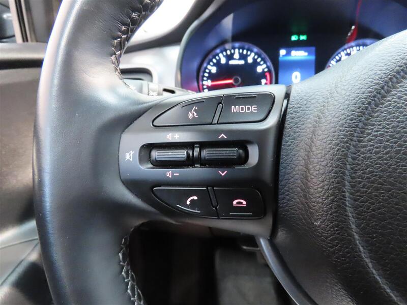 Kia Stonic vaihtoauto