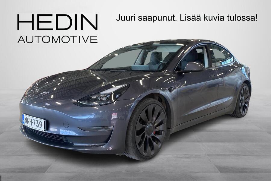 Tesla Model 3 vaihtoauto