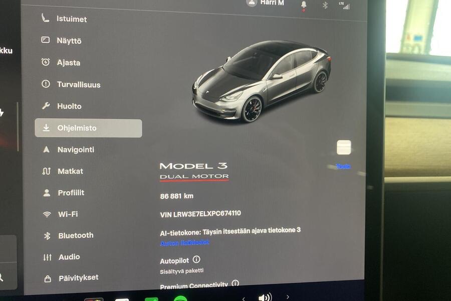 Tesla Model 3 vaihtoauto
