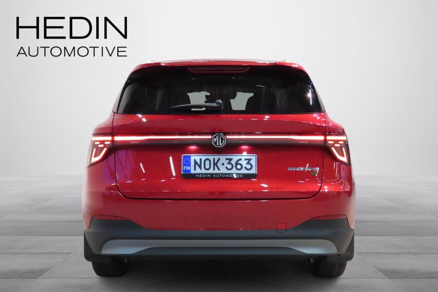 MG MGS5 EV vaihtoauto