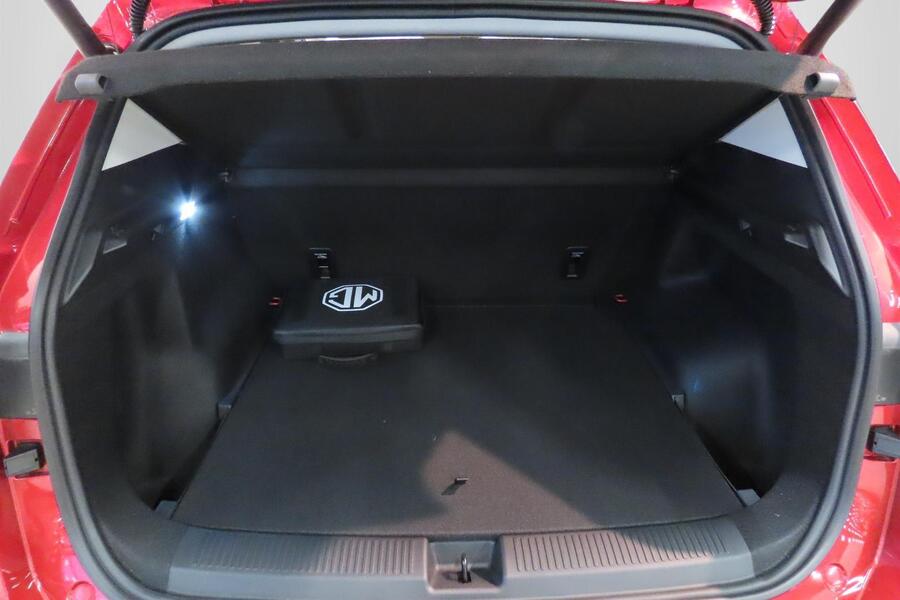 MG MGS5 EV vaihtoauto