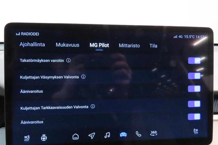 MG MGS5 EV vaihtoauto