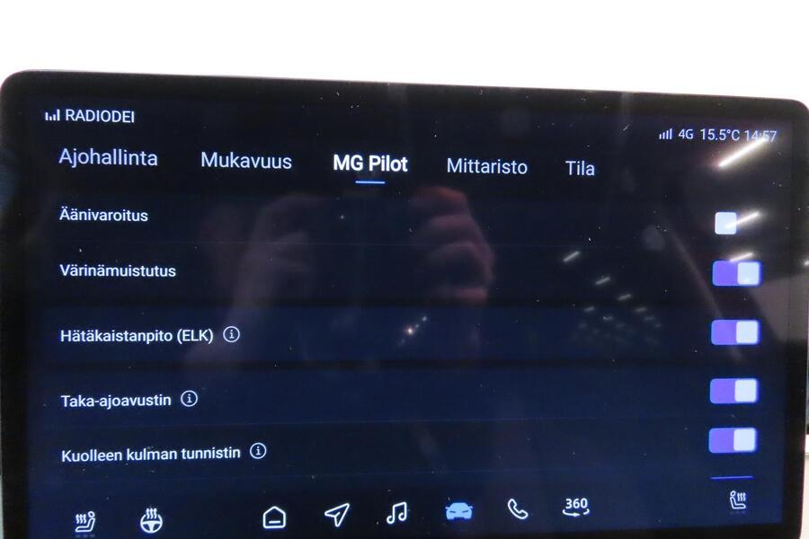 MG MGS5 EV vaihtoauto