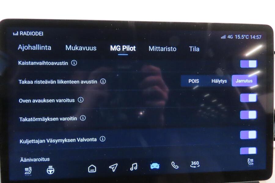 MG MGS5 EV vaihtoauto