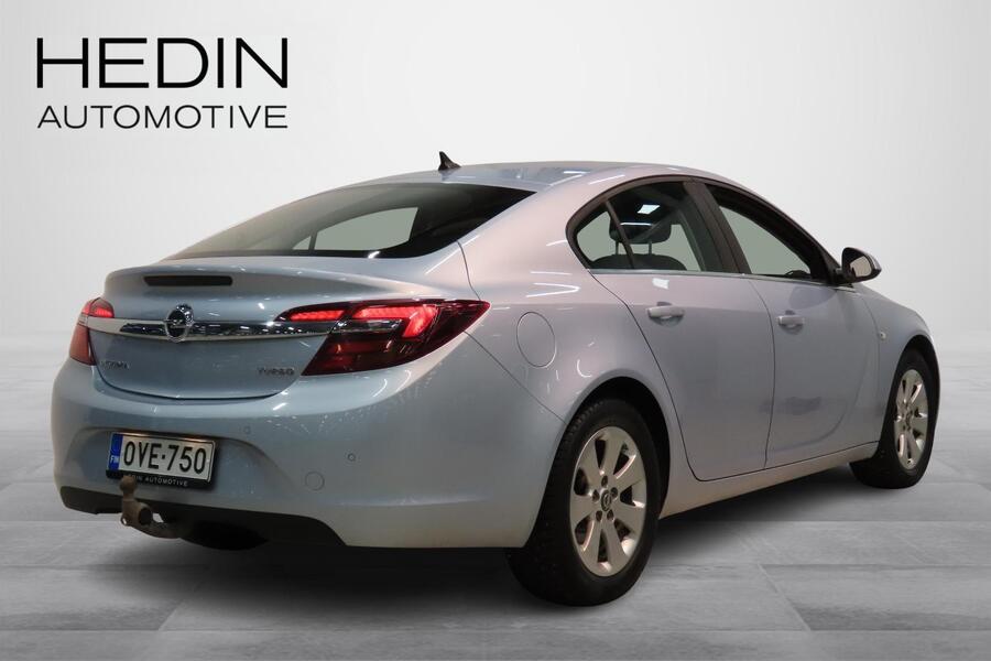 Opel Insignia vaihtoauto