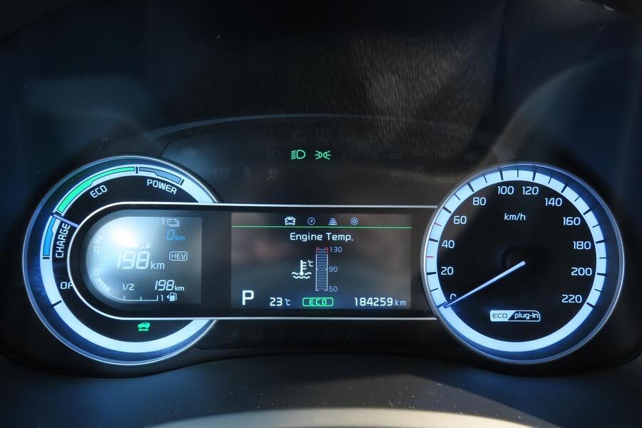 Kia Niro plug-in vaihtoauto