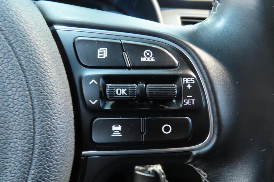 Kia Niro plug-in vaihtoauto