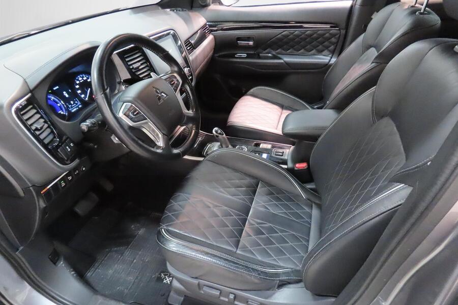 Mitsubishi Outlander PHEV vaihtoauto