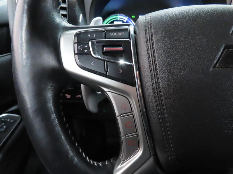 Mitsubishi Outlander PHEV vaihtoauto