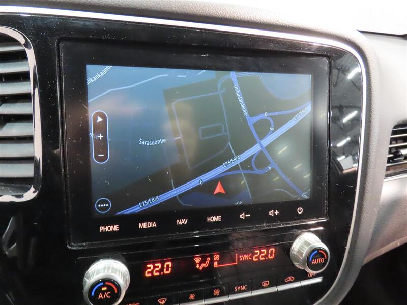 Mitsubishi Outlander PHEV vaihtoauto