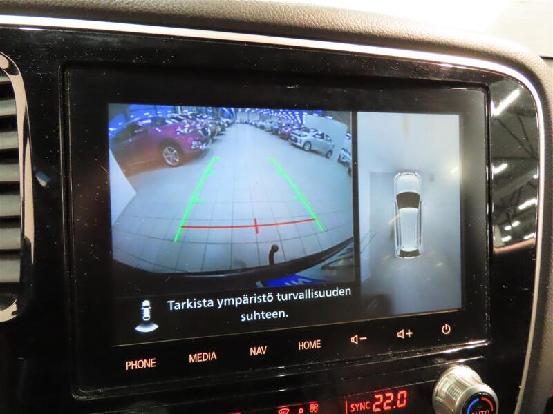 Mitsubishi Outlander PHEV vaihtoauto