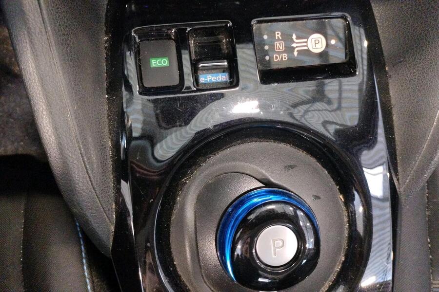 Nissan Leaf vaihtoauto