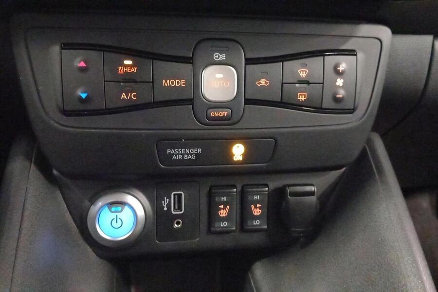 Nissan Leaf vaihtoauto