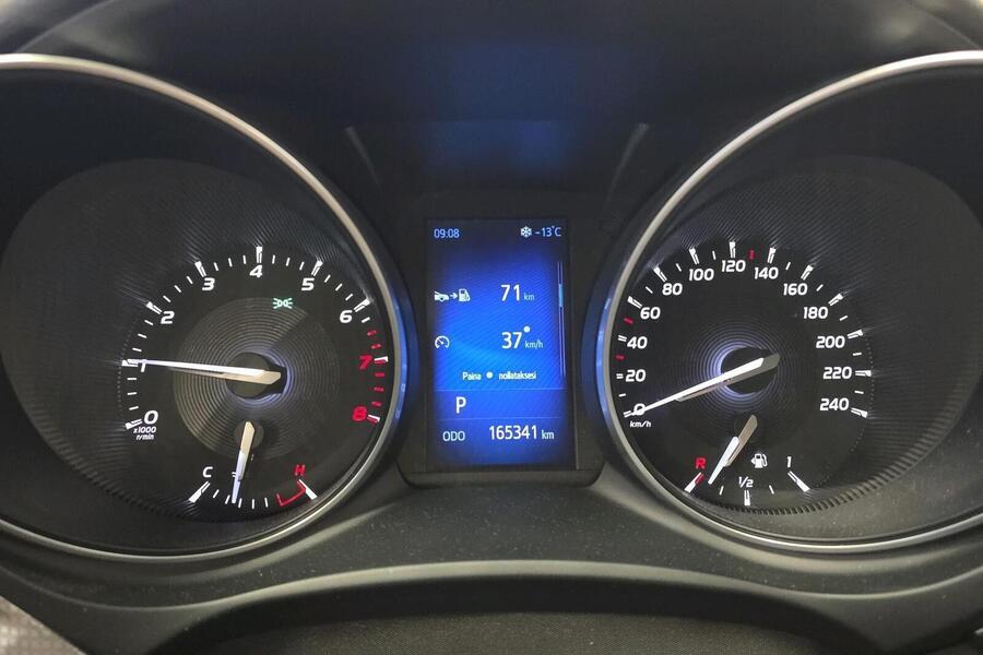 Toyota Avensis vaihtoauto