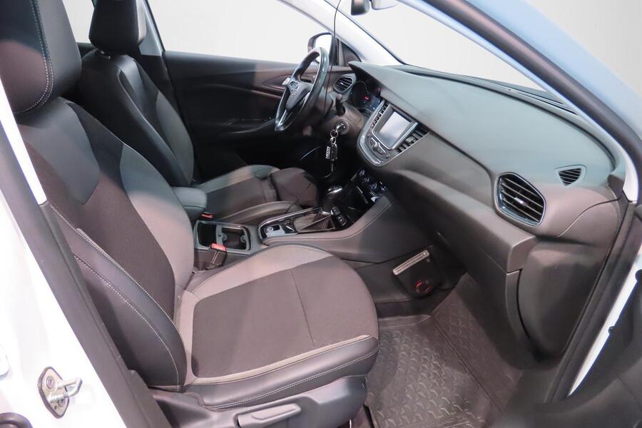 Opel Grandland X vaihtoauto
