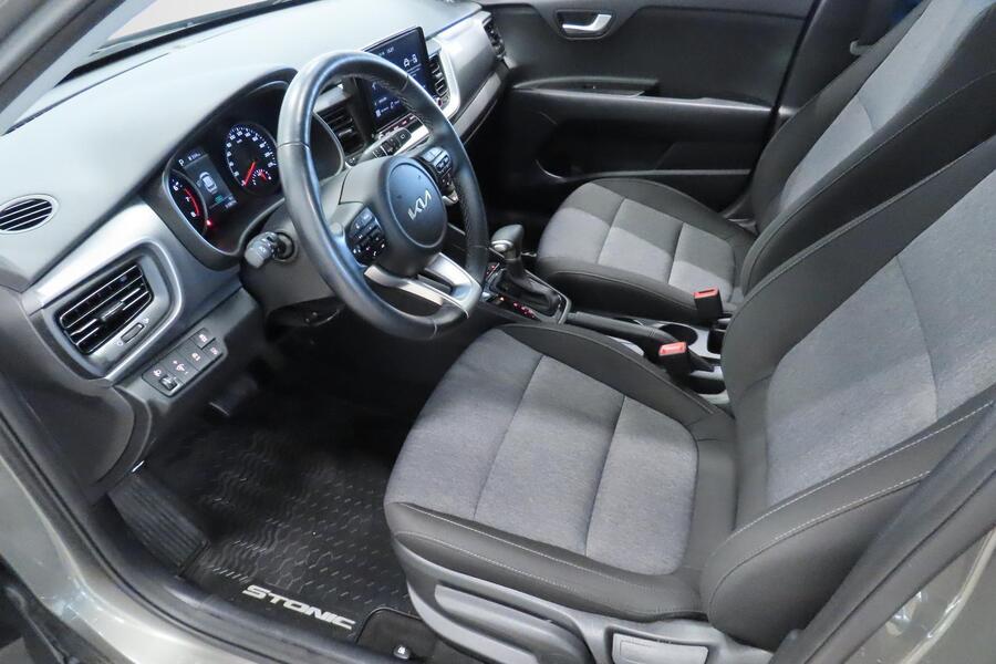 Kia Stonic vaihtoauto