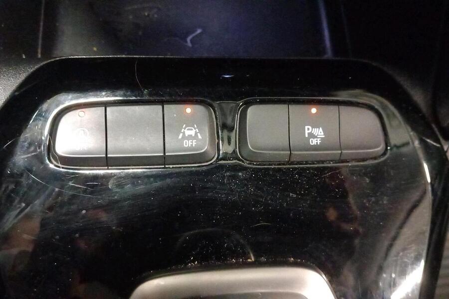 Opel Corsa vaihtoauto