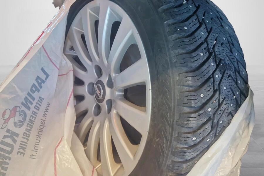 Opel Insignia vaihtoauto