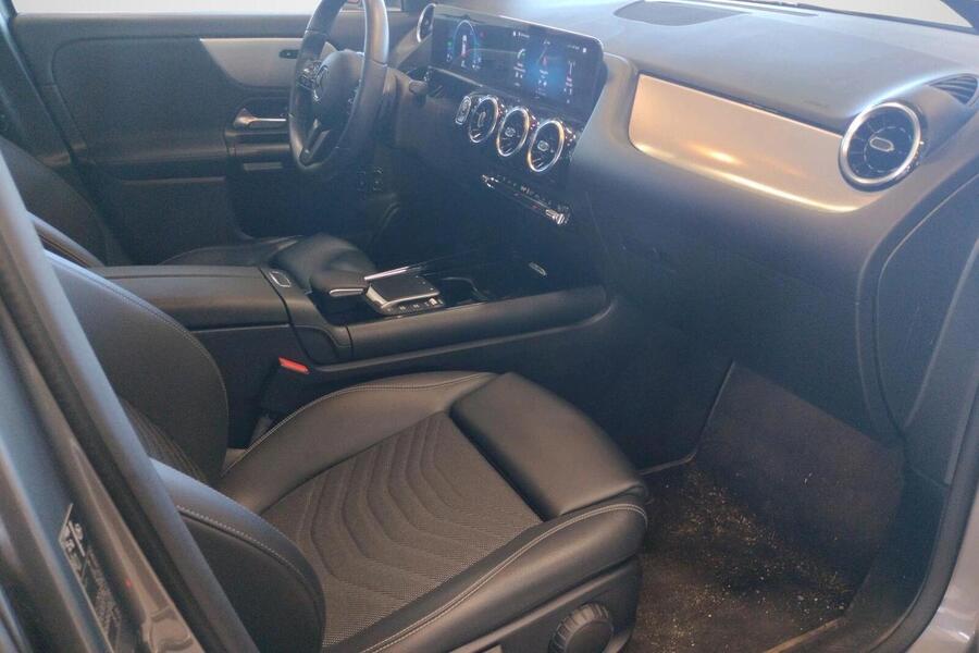 Mercedes-Benz GLA vaihtoauto